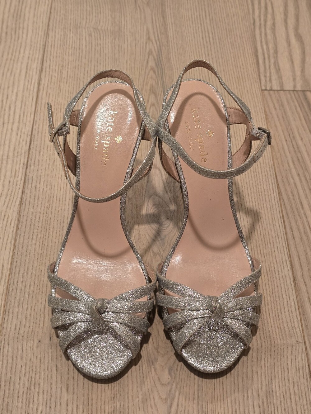 Kate Spade Women’s Florence Glittery Silver Strappy Heel Sandal Size 6.5 Party